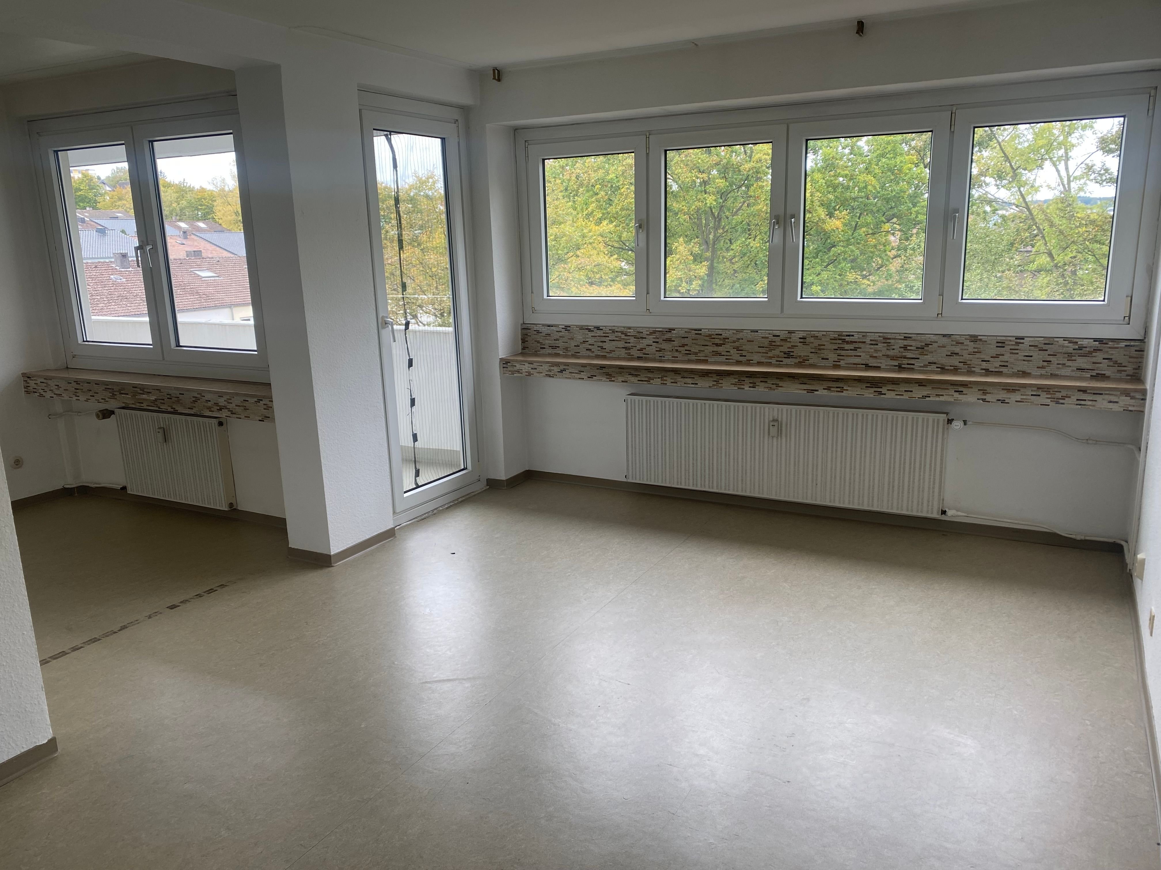 Wohnung zur Miete 655 € 2 Zimmer 57 m²<br/>Wohnfläche 3.<br/>Geschoss ab sofort<br/>Verfügbarkeit Goerdelerstraße Finkenhof Bonn 53123