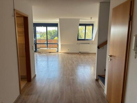 Wohnung zur Miete 1.195 € 3 Zimmer 90 m² 4 Geschosse frei ab 01.09.2026 Schniegling Nordwestliche Außenstadt 90427