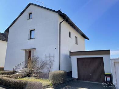 Einfamilienhaus zum Kauf 280.000 € 8 Zimmer 174 m² 536 m² Grundstück Neustadt Neustadt b.Coburg-Neustadt b.Coburg 96465