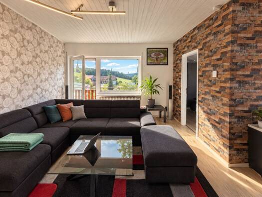 Wohnung zum Kauf 70.000 € 2 Zimmer 53 m² Neukirch Furtwangen im Schwarzwald 78120