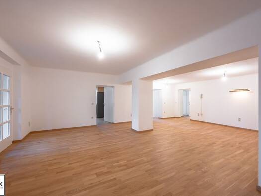 Wohnung zur Miete 1.353 € 3 Zimmer 154 m² EG Gießhübl 2372