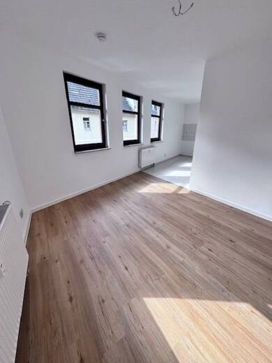 Wohnung zur Miete 310 € 2 Zimmer 40 m² 1. Geschoss frei ab sofort Margarethenstr. 22/23 Kahla 07768