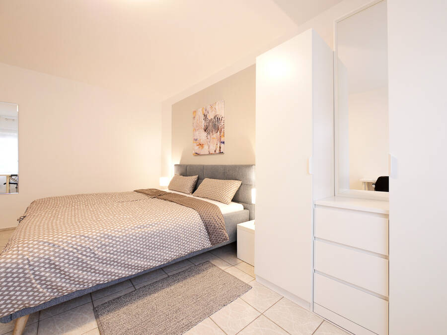 Property thumbnail 9