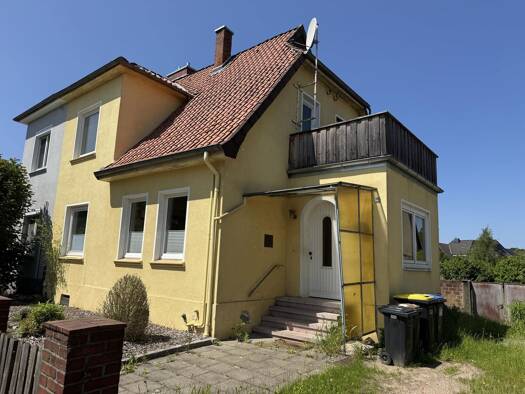 Doppelhaushälfte zum Kauf 159.000 € 6 Zimmer 123 m² 731 m² Grundstück frei ab sofort Uelzen 29525