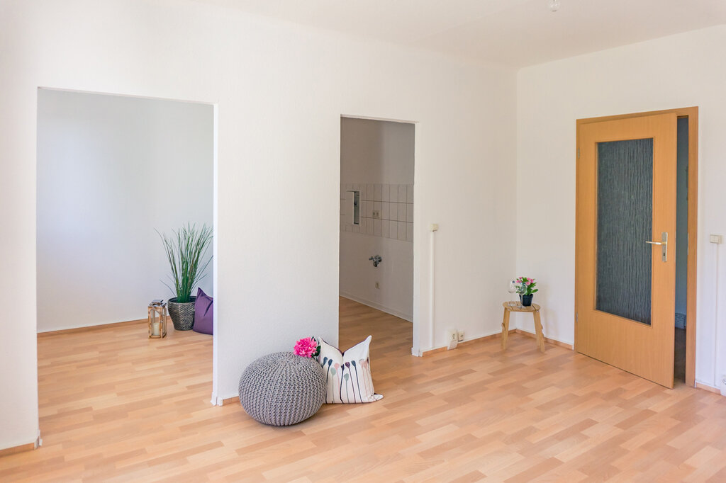 Wohnung zur Miete 245 € 1 Zimmer 36,1 m²<br/>Wohnfläche 4.<br/>Geschoss Leipziger Str. 173 Borna-Heinersdorf 131 Chemnitz 09114