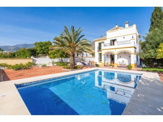 Chalet zum Kauf 950.000 € 5 Zimmer 318 m² 813 m² Grundstück RUBI Benalmádena 29631