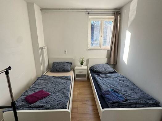 WG-Zimmer zur Miete 850 € 20 m² Geschoss EG/2 frei ab sofort Bernbeckplatz 1 Kitzingen Kitzingen 97318