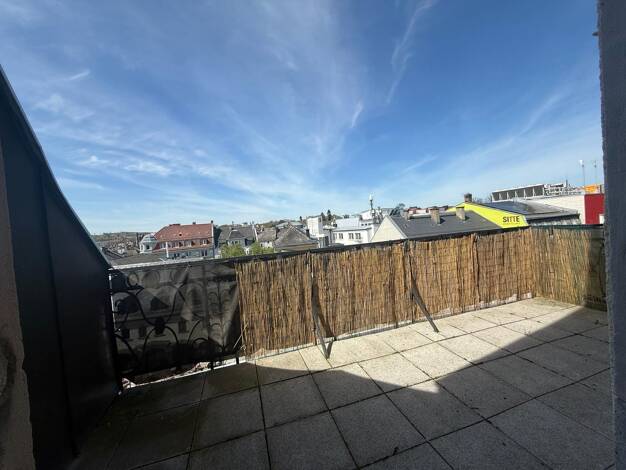 Wohnung zur Miete 900 € 3 Zimmer 134,9 m² 4. Geschoss Innenstadt Hof 95030