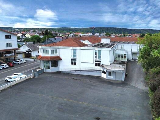 Ausstellungsfläche zum Kauf 1.700.000 € 5.146,1 m² Verkaufsfläche Zellingen 97225