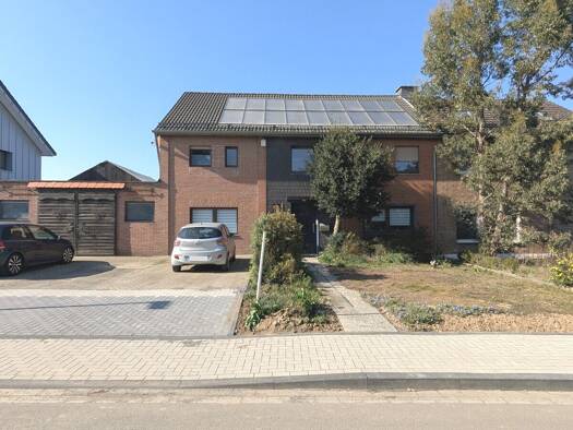 Wohnung zur Miete 990 € 4 Zimmer 97,5 m² 1. Geschoss frei ab 01.02.2027 Jüchen Jüchen 41363