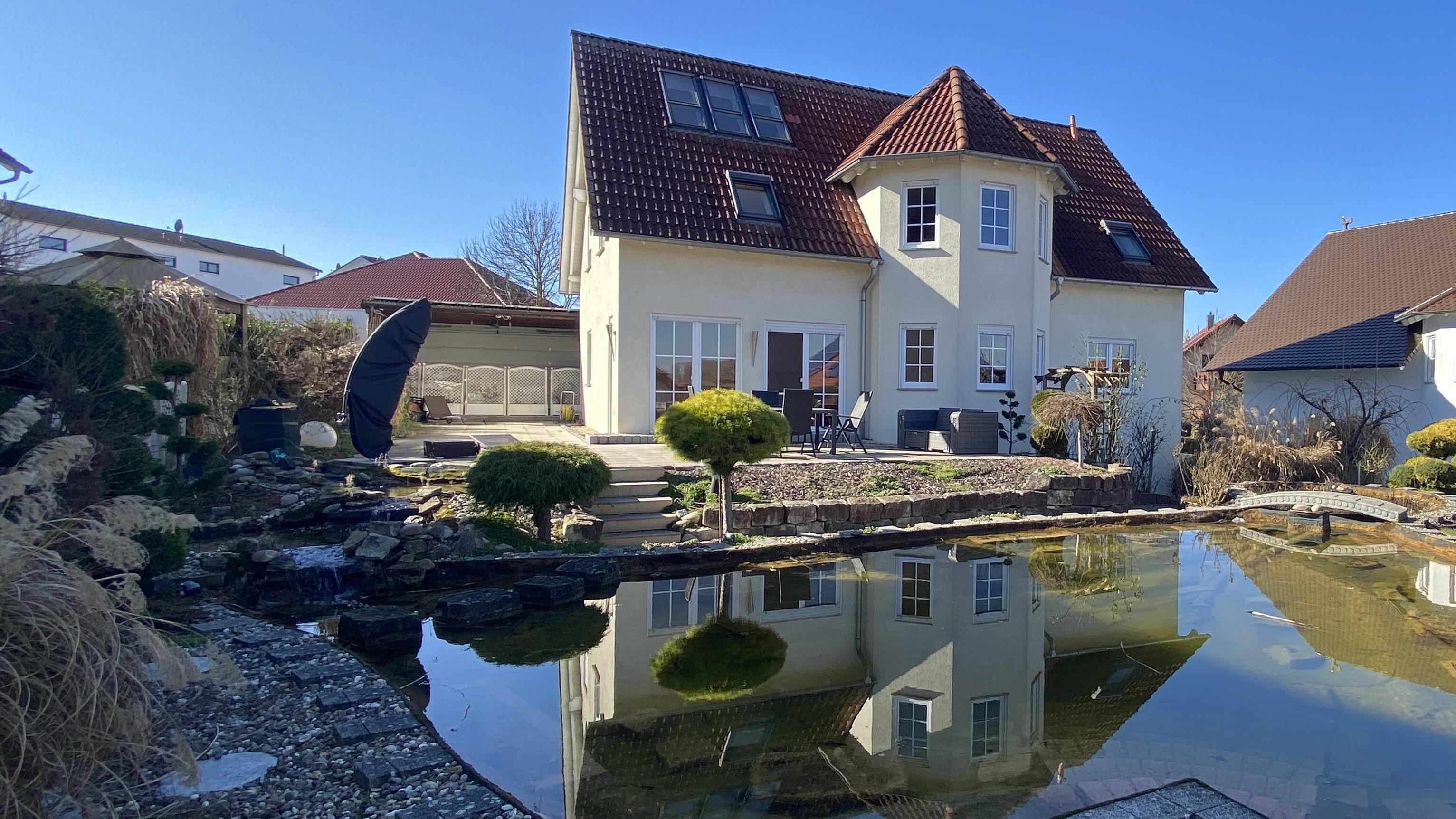 Einfamilienhaus zum Kauf 745.000 € 8,5 Zimmer 225 m²<br/>Wohnfläche 743 m²<br/>Grundstück Rohrbach Eppingen 75031