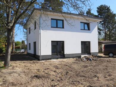 Einfamilienhaus zum Kauf - Erstbezug 699.000 € 5 Zimmer 178 m² 607 m² Grundstück Bernau Bernau bei Berlin 16321
