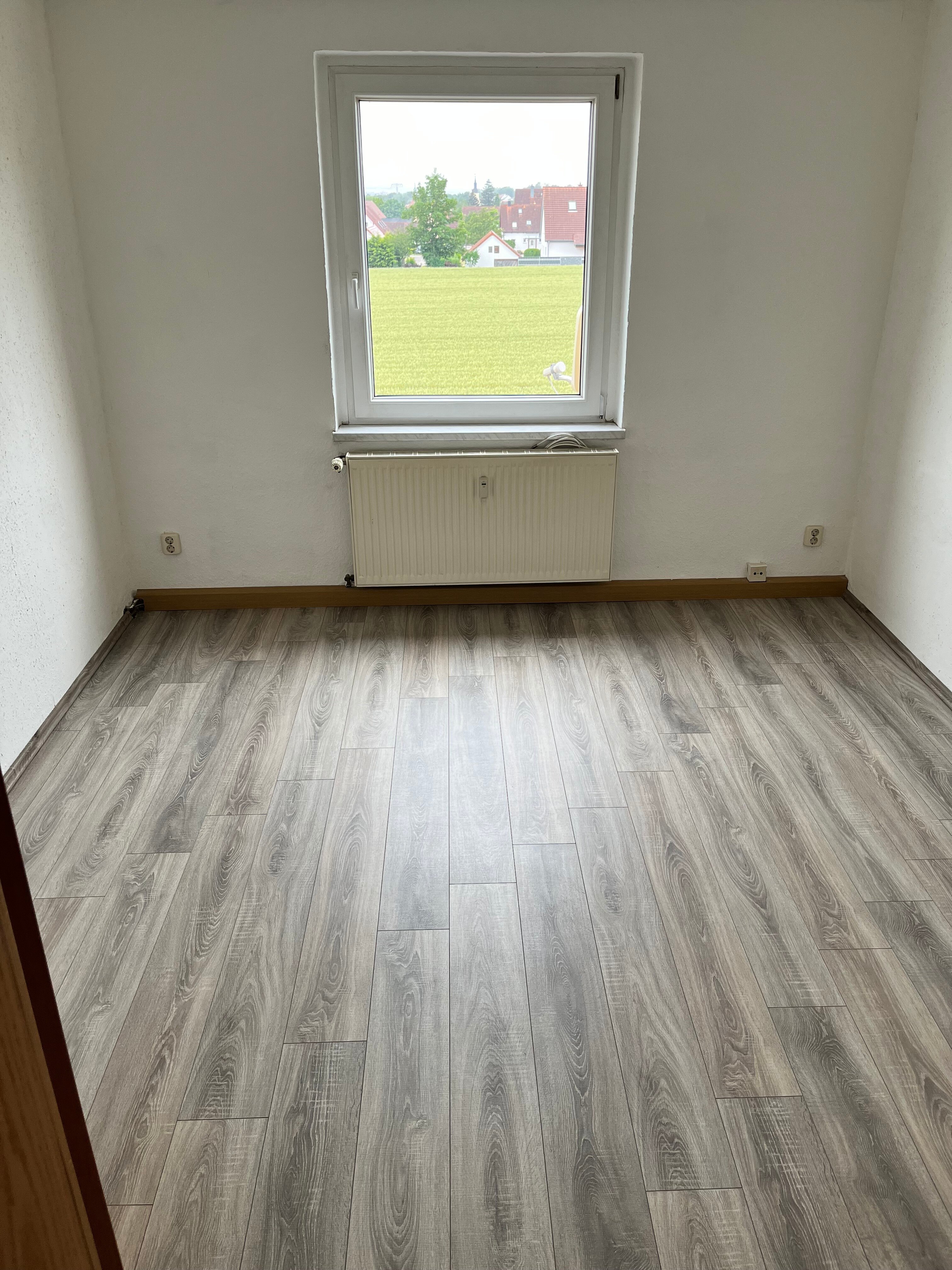 Wohnung zur Miete 275 € 2,5 Zimmer 49,3 m²<br/>Wohnfläche 2.<br/>Geschoss Draschwitzer Hauptstraße 60 Draschwitz Elsteraue 06729