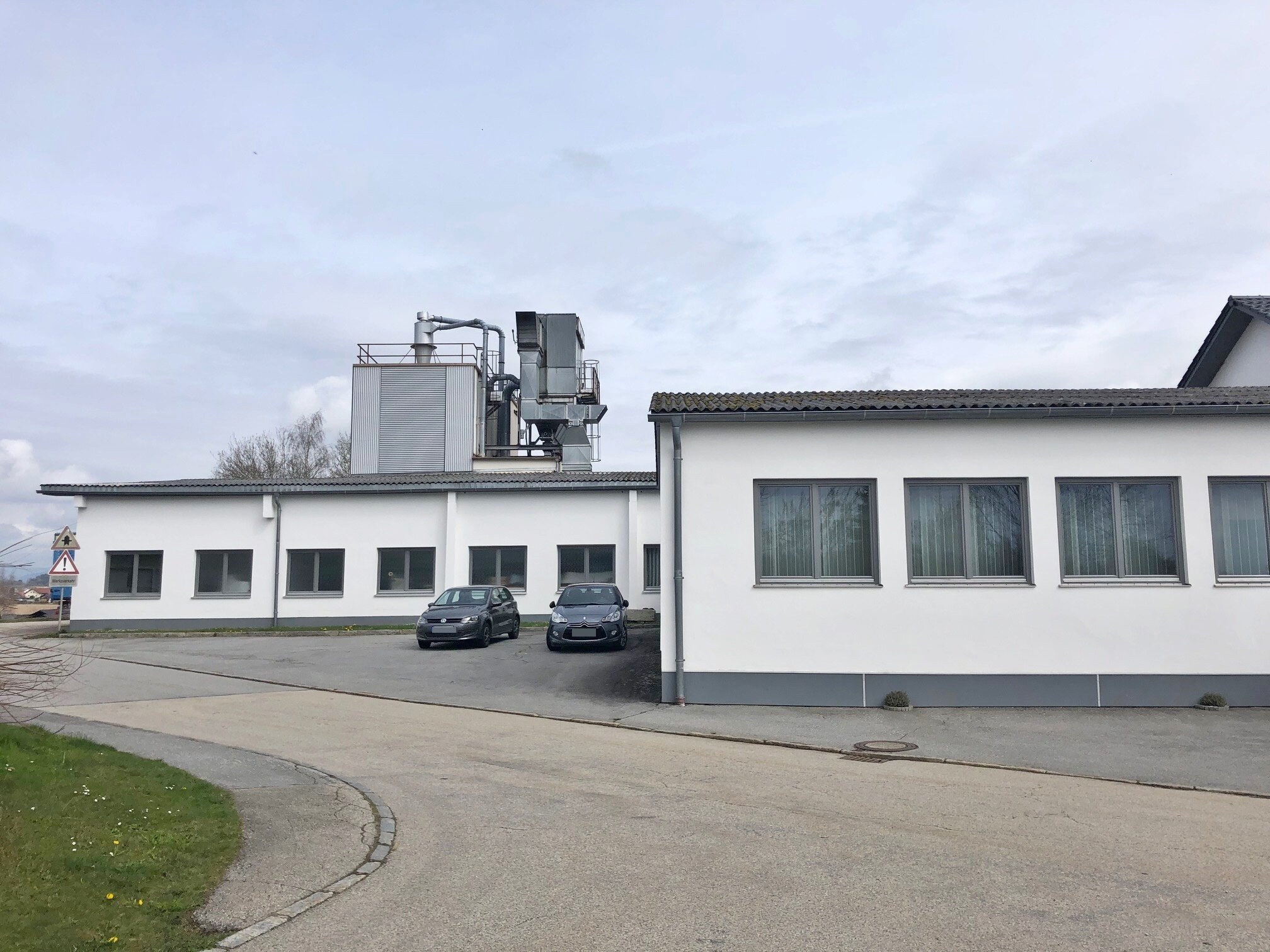 Lagerhalle zum Kauf 613 € 1.600 m²<br/>Lagerfläche Büchlberg Büchlberg 94124