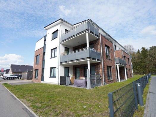 Wohnung zum Kauf 330.000 € 3 Zimmer 92 m² Scheeßel 27383