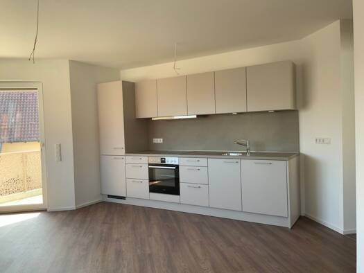 Wohnung zur Miete 860 € 3 Zimmer 80 m² 1. Geschoss Straubinger Straße 19 Geiselhöring Geiselhöring 94333