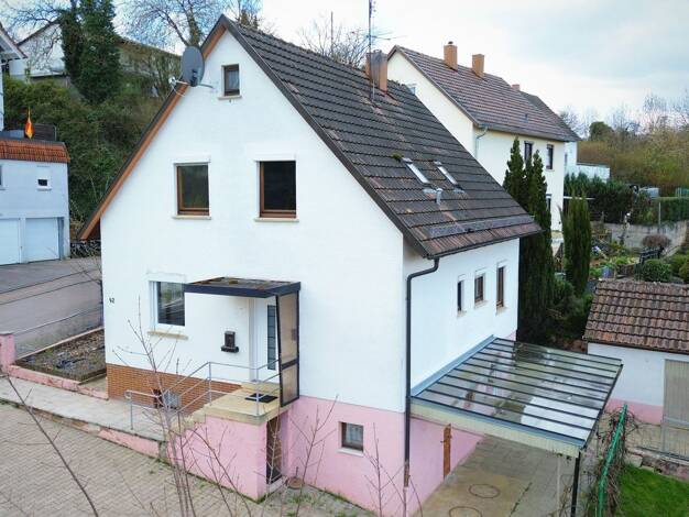 Einfamilienhaus zum Kauf 300.000 € 5 Zimmer 100 m² 613 m² Grundstück Cleebronn 74389