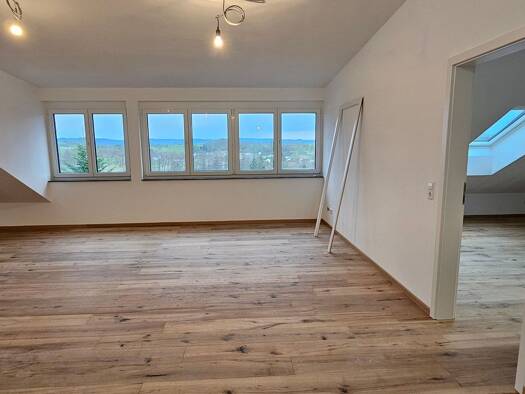 Wohnung zur Miete 1.050 € 3 Zimmer 75 m² Geschoss 1/3 frei ab sofort Steinbach Backnang 71522