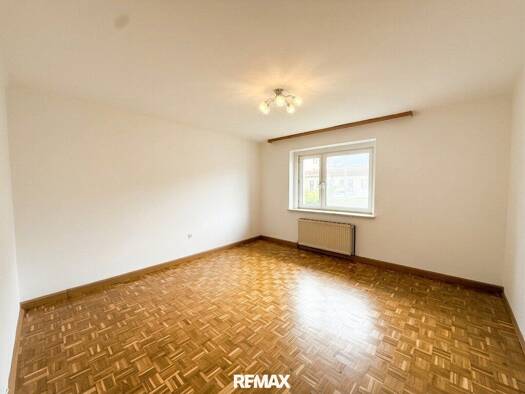 Wohnung zur Miete 290 € 68,6 m² Bruck an der Mur 8600