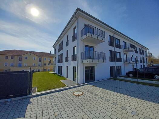 Wohnung zur Miete - Erstbezug 580 € 3 Zimmer 72,1 m² EG frei ab 01.09.2025 Thermalbadstraße 11 Rodach Bad Rodach 96476