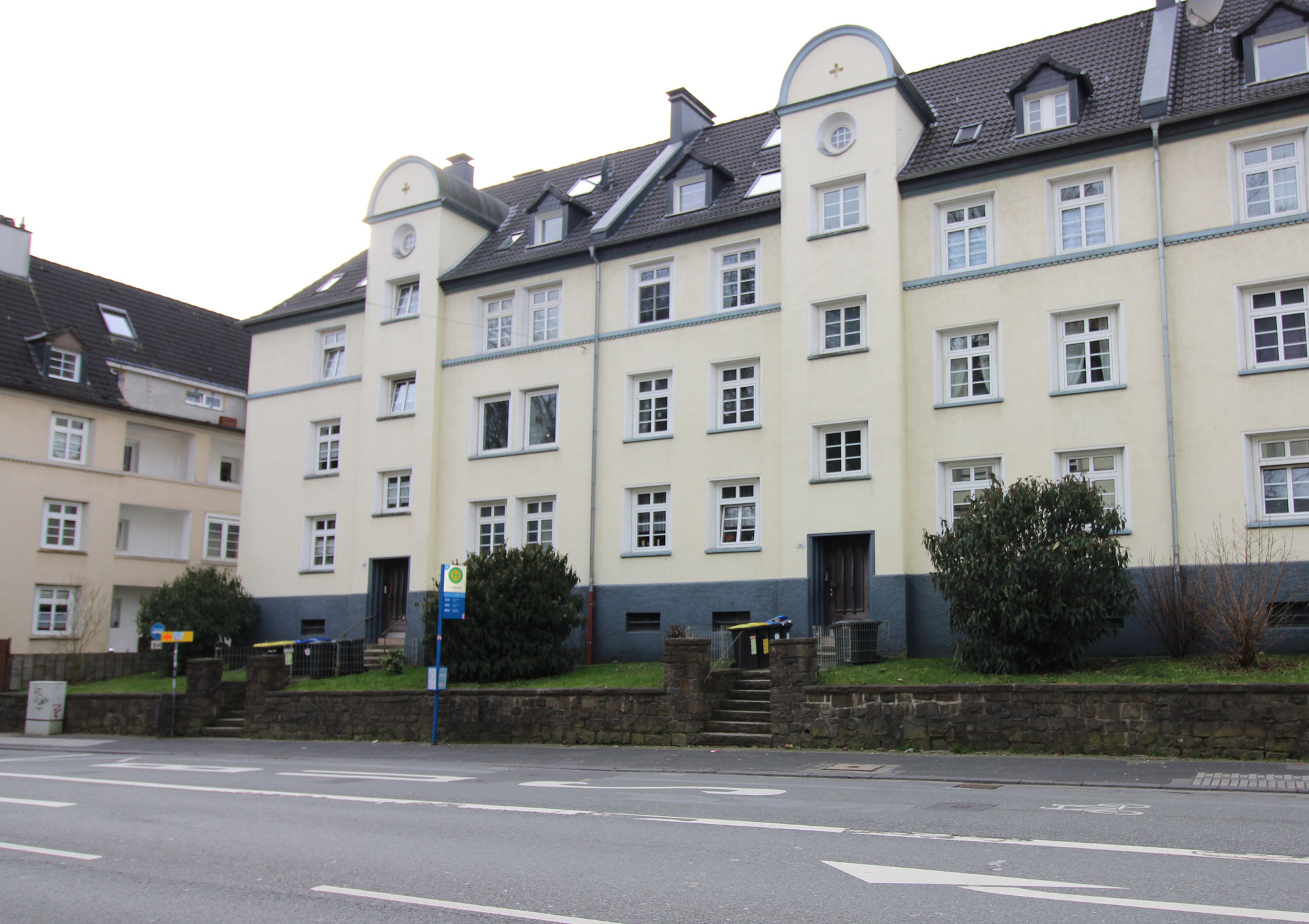 Apartment zum Kauf 69.000 € 1 Zimmer 50 m²<br/>Wohnfläche 1.<br/>Geschoss Uellendahl - West Wuppertal 42109