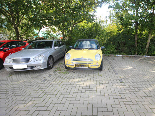 Außenstellplatz zur Miete 40 € Weißdornstraße 13 Grünau-Ost West 04209