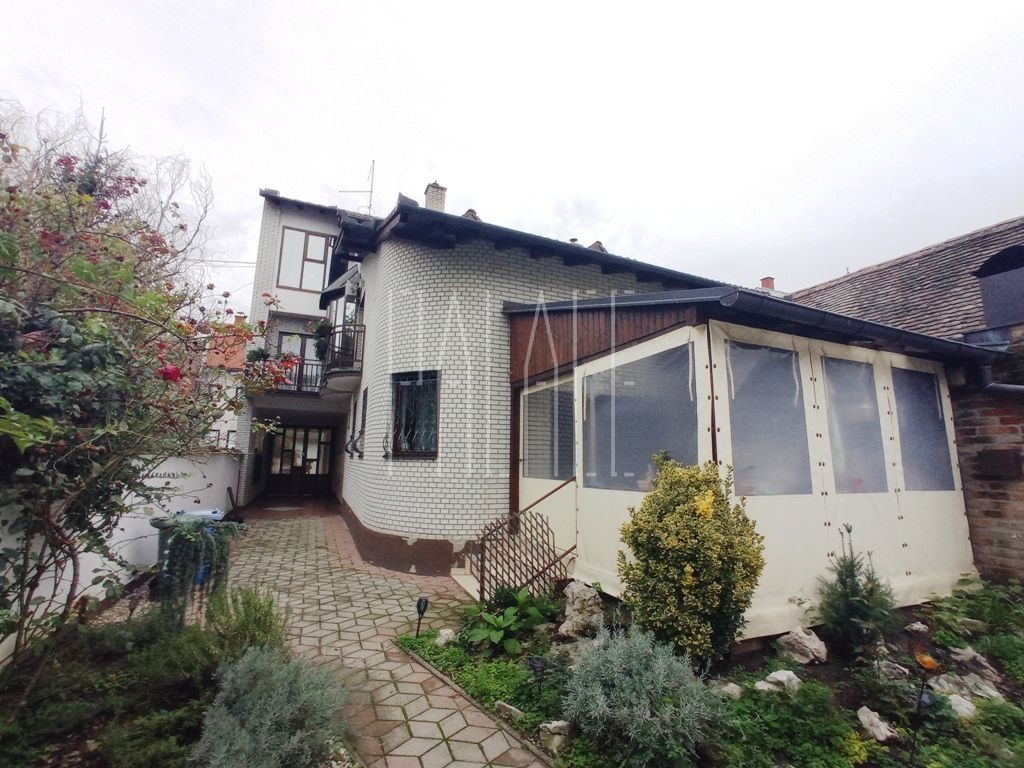 Haus zum Kauf 400.000 € 7 Zimmer 270 m²<br/>Wohnfläche Gornji Grad