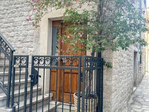 Einfamilienhaus zum Kauf 455.000 € 3 Zimmer 151 m² Gorica, Šibenik Šibenik 22000