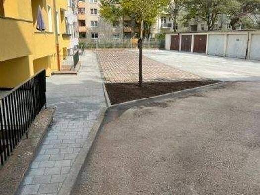 Außenstellplatz zur Miete provisionsfrei 70 € Friesenstraße 60/62 Schweinau Nürnberg 90441