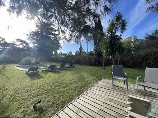 Haus zum Kauf 875.000 $ 5 Zimmer 757 m² 3.175 m² Grundstück frei ab sofort Punta del Este-Playa Brava