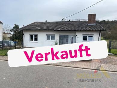 Bungalow zum Kauf 260.000 € 6 Zimmer 114,6 m² 921 m² Grundstück frei ab sofort Altforweiler Überherrn / Altforweiler 66802
