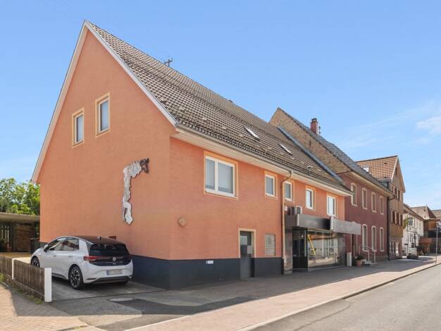 Haus zum Kauf 390.000 € 4 Zimmer 154 m² 528 m² Grundstück Schwann Straubenhardt / Schwann 75334