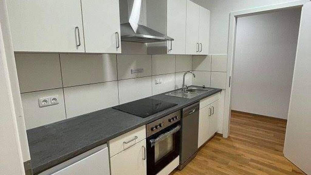 Studio zur Miete 950 € 1 Zimmer 68,5 m² 3. Geschoss frei ab sofort Wiesbaden 65185