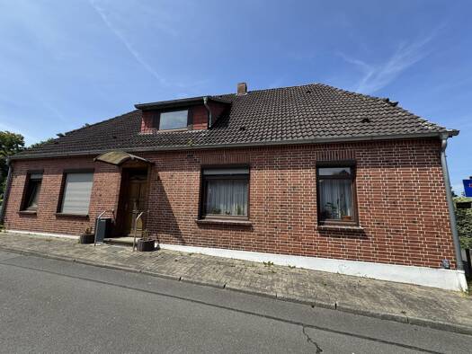 Einfamilienhaus zum Kauf 159.000 € 9 Zimmer 183,7 m² 460 m² Grundstück Bodenteich Bad Bodenteich 29389