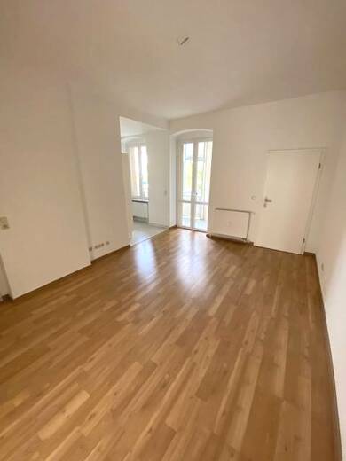 Wohnung zur Miete 403 € 3 Zimmer 62 m² 2. Geschoss frei ab sofort Sankt-Michael-Straße . Fichtestraße / Ambrosiusplatz Magdeburg 39112