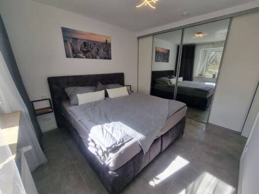 Studio zur Miete 800 € 2 Zimmer 50 m² 2. Geschoss frei ab 01.02.2026 Bruck Erlangen 91058