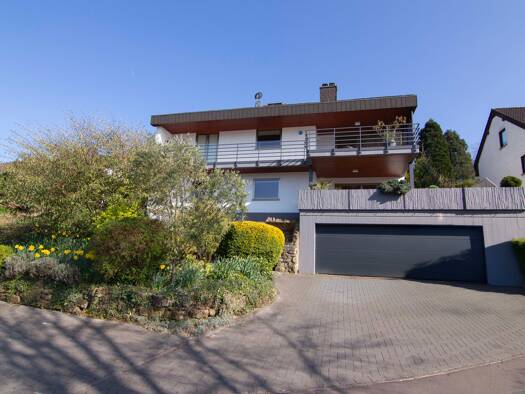 Haus zum Kauf 1.085.000 € 7 Zimmer 324,4 m² 2.654 m² Grundstück Butzweiler Newel 54309