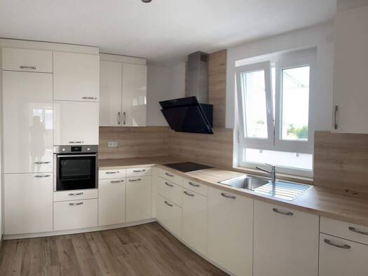 Wohnung zur Miete 1.550 € 3 Zimmer 104,9 m² 4. Geschoss frei ab 01.04.2026 Eschen Straße 3 Waldshut Waldshut-Tiengen 79761