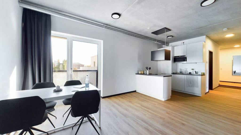 Studio zur Miete nur mit Wohnberechtigungsschein 770 € 1 Zimmer 44,9 m² 7. Geschoss frei ab 01.04.2026 Gummersbacher Straße 31b Deutz Köln 50679
