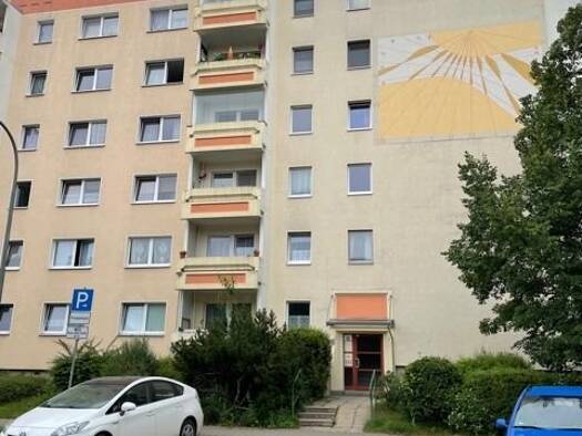 Wohnung zum Kauf als Kapitalanlage geeignet 110.000 € 3 Zimmer 69,3 m² Bruno-Apitz-Straße 22 Schöndorf Weimar 99427
