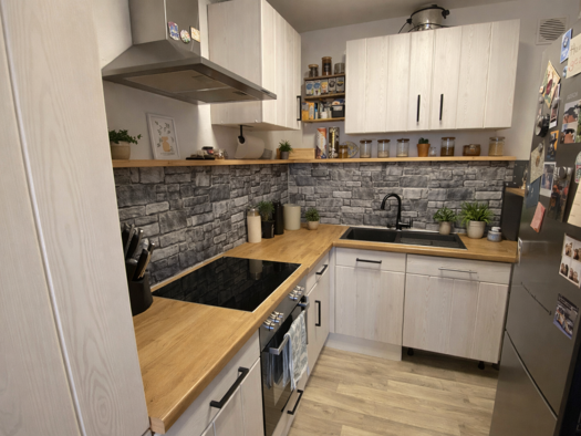 Wohnung zur Miete 285 € 3 Zimmer 54,5 m² 6. Geschoss frei ab 01.05.2026 Am Himmelreich 34 Suhl 98527