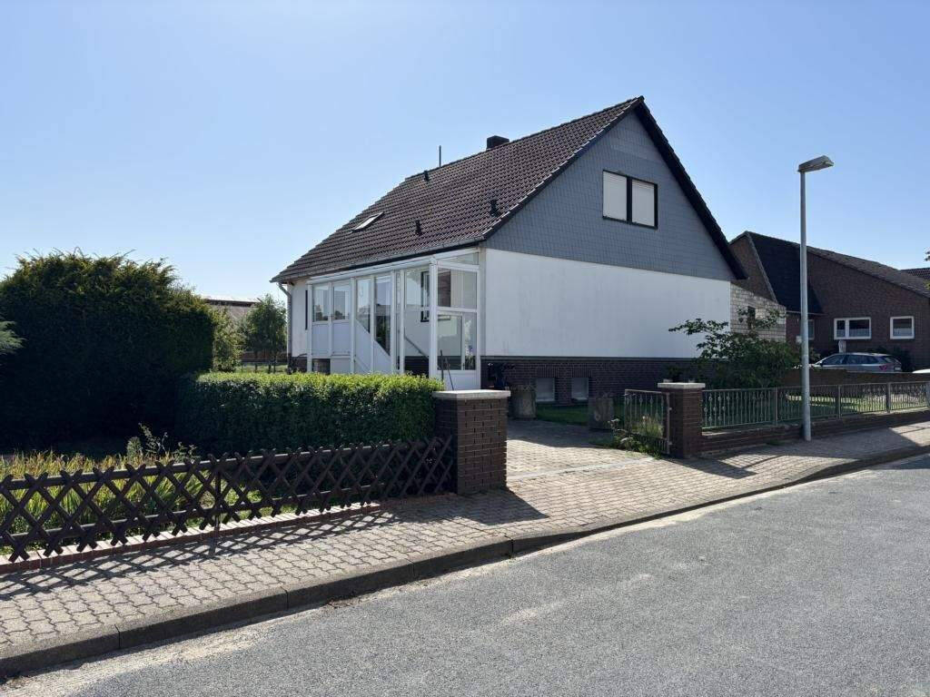 Immobilie in Rennau - *** Solides Okal-Haus mit Keller, Garage und großem Gartengrundstück *** - Bild 0