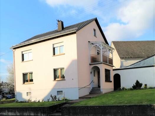 Einfamilienhaus zum Kauf provisionsfrei 265.000 € 5 Zimmer 138 m² 665 m² Grundstück Berod bei Wallmerod 56414