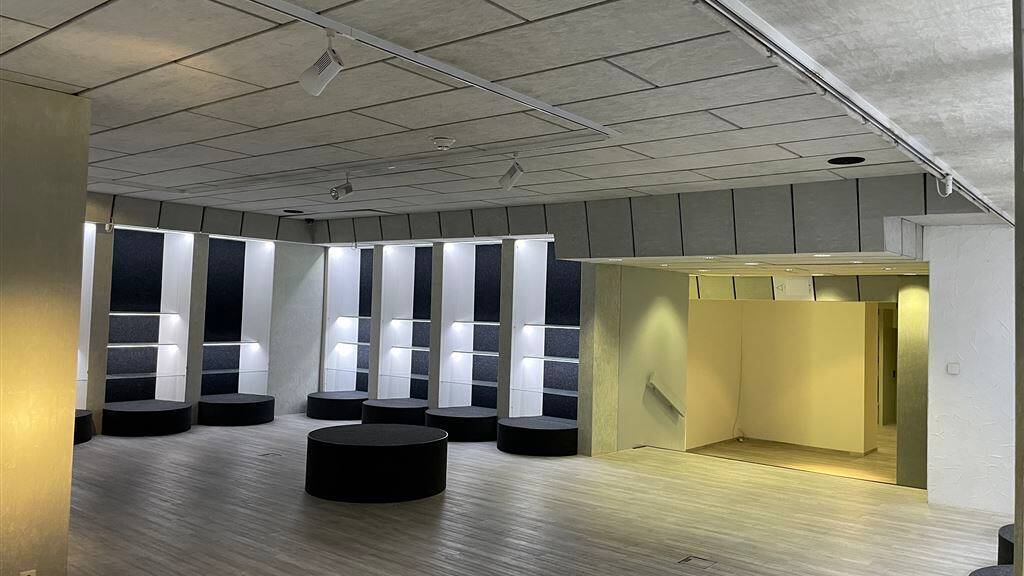 Büro zur Miete 700 m² Bürofläche teilbar ab 500 m² Oeslau Rödental 96472