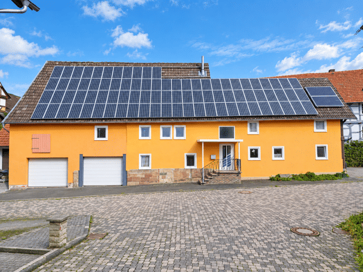 Einfamilienhaus zum Kauf 249.000 € 5 Zimmer 114 m² 853 m² Grundstück frei ab sofort Steinweg 3 Ehlen Habichtswald 34317