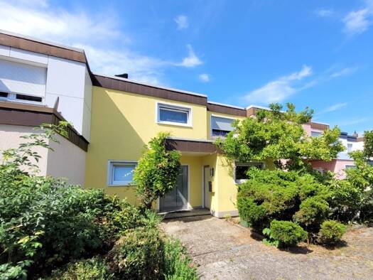 Reihenmittelhaus zum Kauf 349.900 € 5,5 Zimmer 136,6 m² 241 m² Grundstück Bad Dürrheim Bad Dürrheim 78073