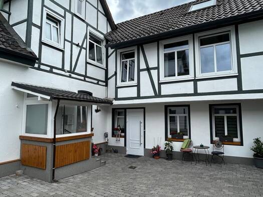 Haus zum Kauf 594.000 € 6 Zimmer 210 m² 766 m² Grundstück Springe 31832