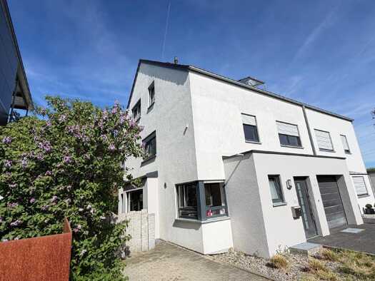 Doppelhaushälfte zum Kauf 819.000 € 6 Zimmer 160 m² 220 m² Grundstück Holzgerlingen 71088
