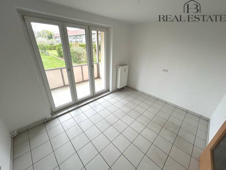 Wohnung zur Miete 402 € 2 Zimmer 57,3 m² frei ab sofort Große Diesdorfer Straße 124 Stadtfeld West Magdeburg 39110