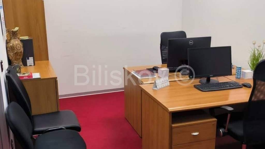 Büro zur Miete 700 € 1 Zimmer Nova Ves - Gupceva zvijezda